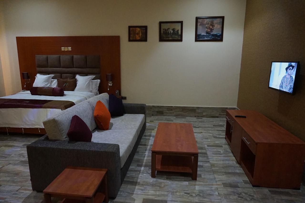 Aenon Suites Oshogbo Exterior photo