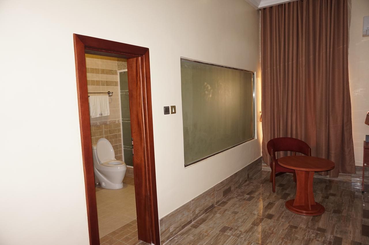 Aenon Suites Oshogbo Exterior photo